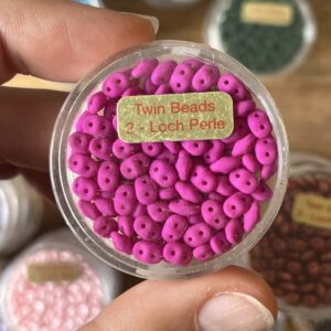 Twin Bead / 2 - Loch Perle fuchsia matt