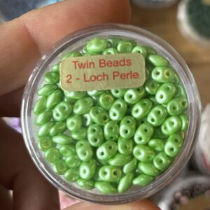 Twin Bead / 2 - Loch Perle grün