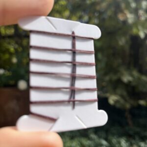 1 Meter Flechtschnur mit präparierten Spitzen 0,5 mm  - dunkelbraun