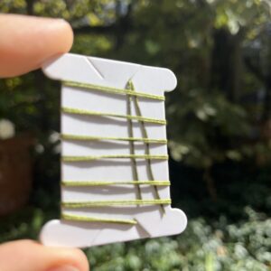 1 Meter Flechtschnur mit präparierten Spitzen 0,5 mm  - olivgrün